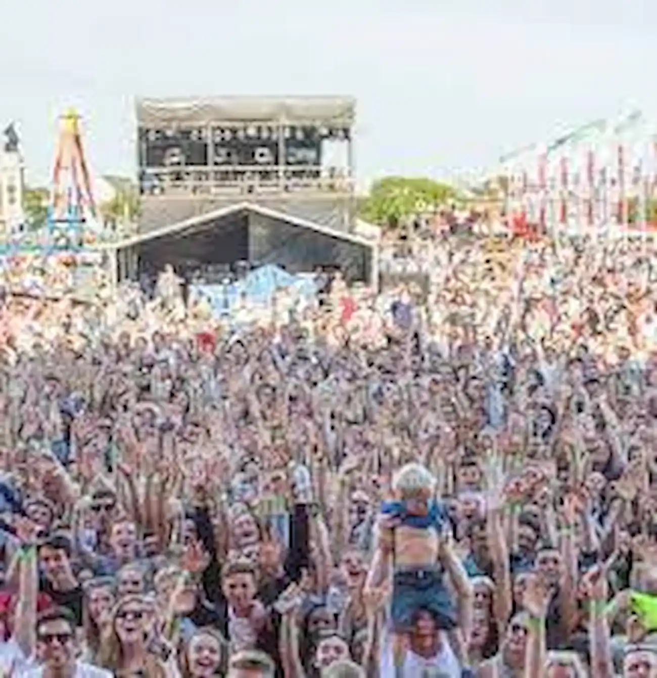 what to do when you arrive in the UK to see an event