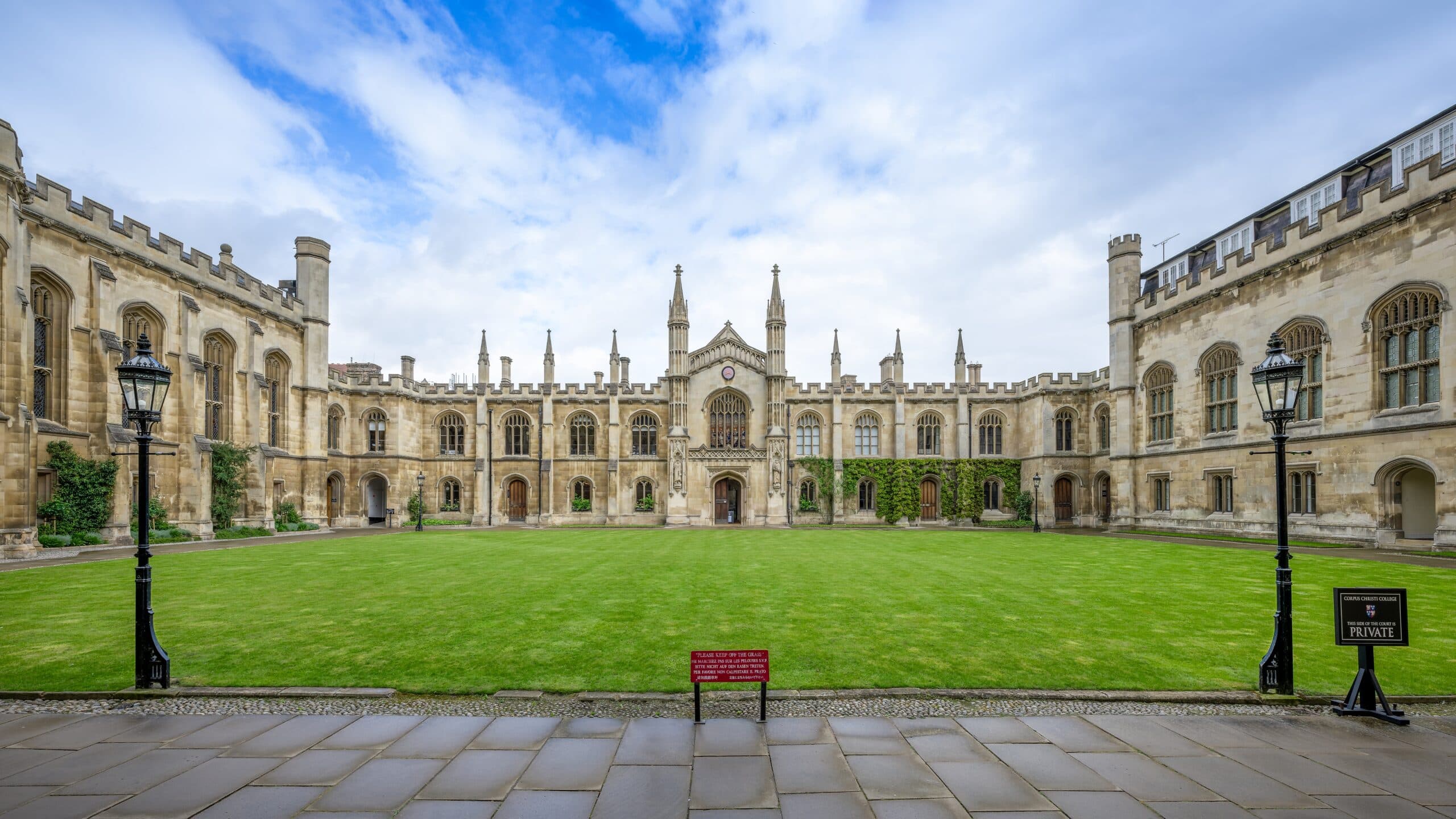 Decline in UK Student Visa Applications Causes Concern for University Finances