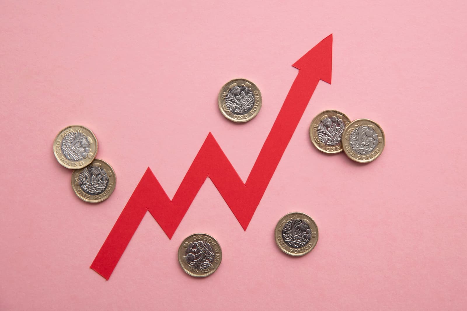 UK Raises Minimum Salary Threshold for Skilled Worker Visas: Implications for Freelancers